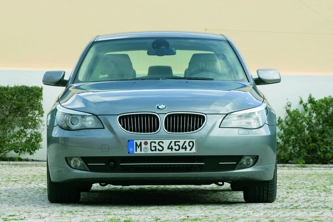 BMW 530i