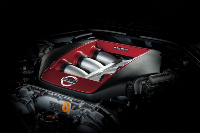 The engine features larger turbos and individual cylinder management The engine features larger turbos and individual cylinder management