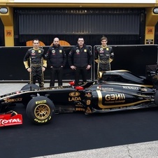 R31 from Lotus Renault GP presented in Valencia