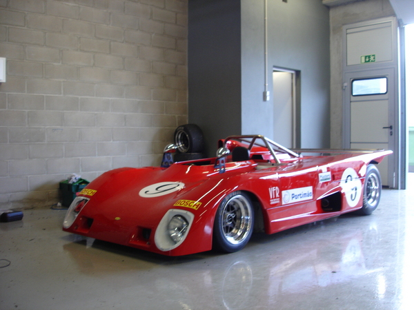 Lola t290