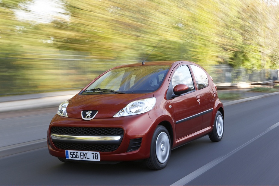 Peugeot 107 Trendy 1.0i 2 Tronic 09