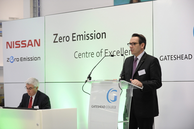 Nissan Creates Business Incubator in UK for Electric Vehicle Industry Nissan Creates Business Incubator in UK for Electric Vehicle Industry