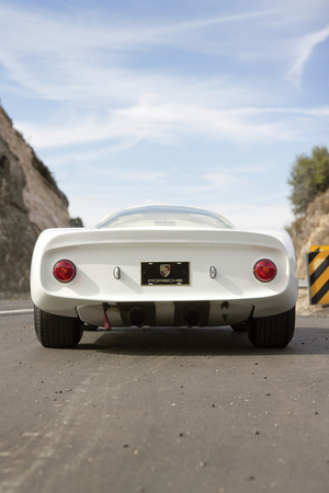 Porsche 906