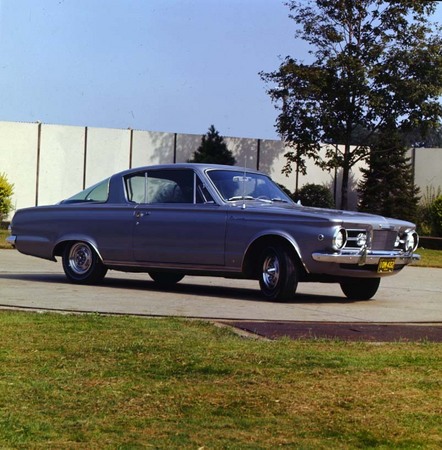 Chrysler Considering Barracuda to Replace Challenger Chrysler Considering Barracuda to Replace Challenger