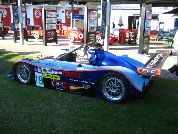 Lola B2K/40