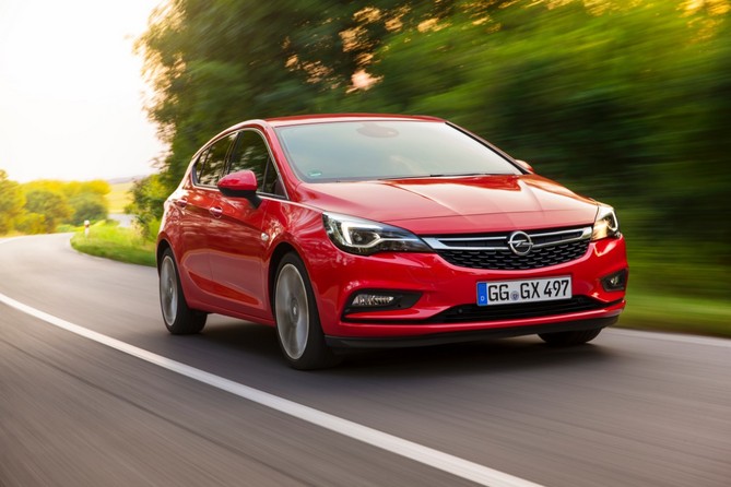 Opel Astra 1.4 Turbo Dynamic Sport