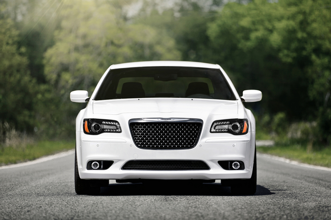 The 2012 Chrysler 300 SRT8 The 2012 Chrysler 300 SRT8