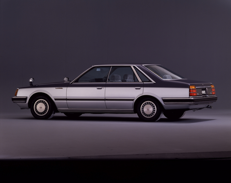 Nissan Laurel Hardtop 2000 Turbo Medalist