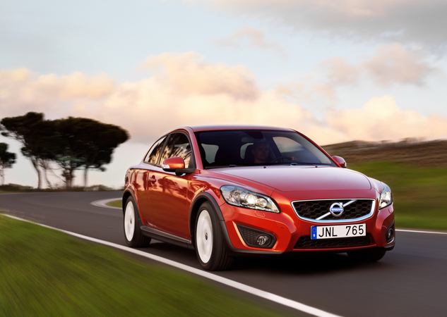 Volvo C30 2.0D Momentum (10)