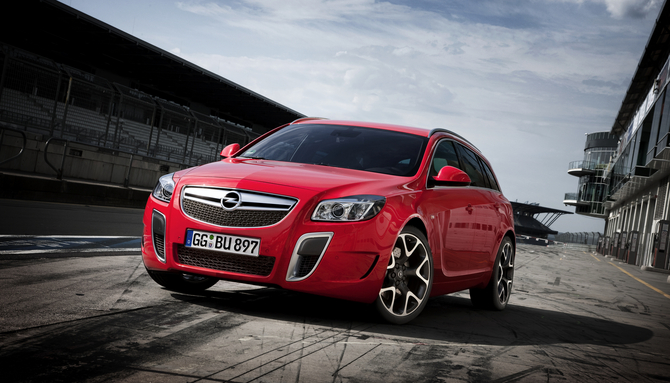 Opel Insignia Sports Tourer OPC