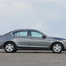 Honda Accord LX-P 5-Spd AT (USA)