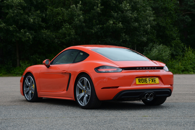 Porsche 718 Cayman S PDK