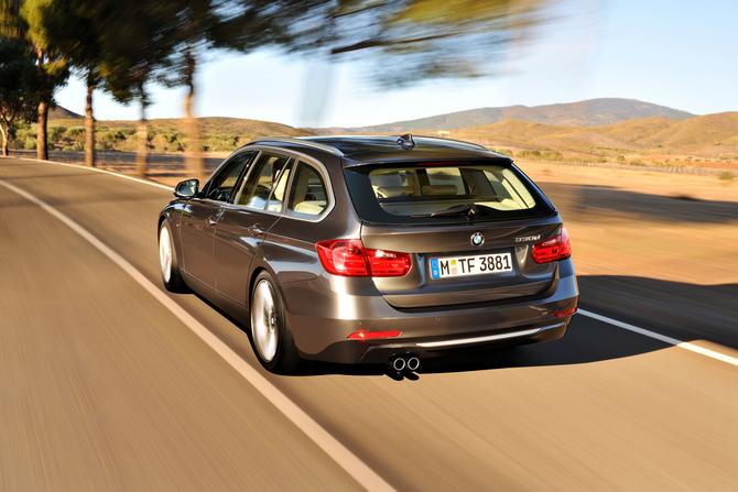 BMW 320d Touring Automatic