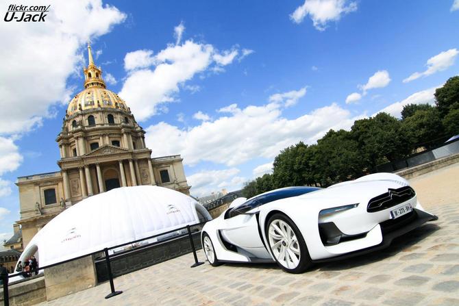 Autoviva's Facebook Avatar Photo Contest - September 2011 Autoviva's Facebook Avatar Photo Contest - September 2011