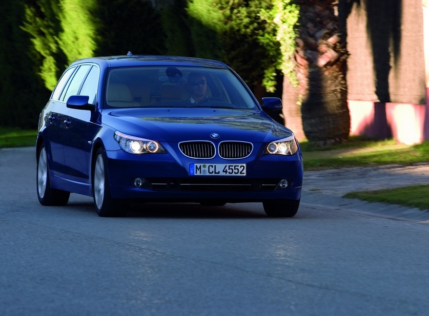 BMW 530d xDrive Touring Auto (E61)