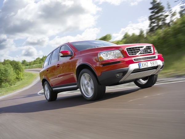 Volvo XC90 D5 185cv Momentum 7L. Geartronic