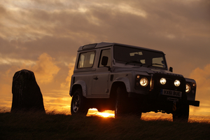 Land Rover Defender 90 SW E