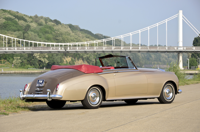 Rolls-Royce Silver Cloud II Drophead Coupé