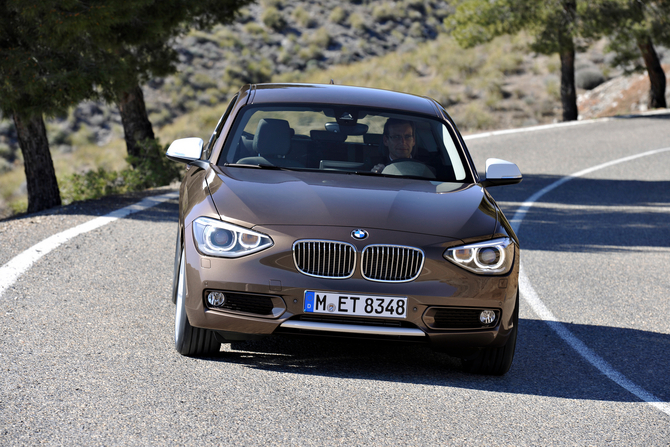 BMW 125i AT