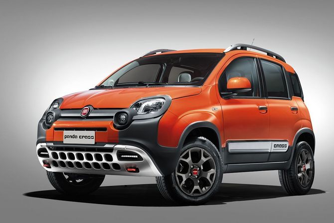 Panda Cross vai estar disponível com dois motores, ambos com Start&Stop, de 80 e 90cv Panda Cross vai estar disponível com dois motores, ambos com Start&Stop, de 80 e 90cv