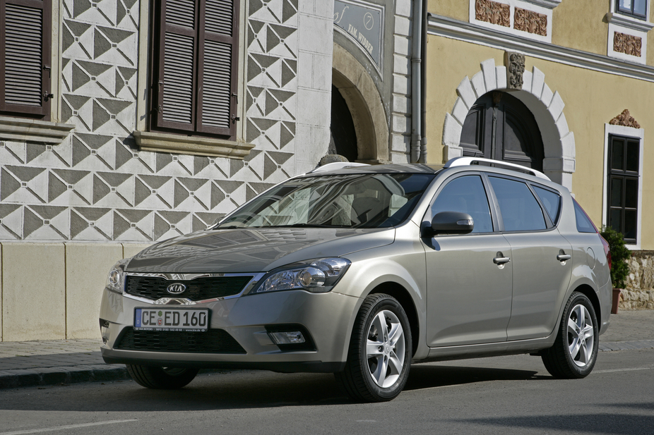 Kia cee'd SW 1.6 CRDi 115hp AT EX