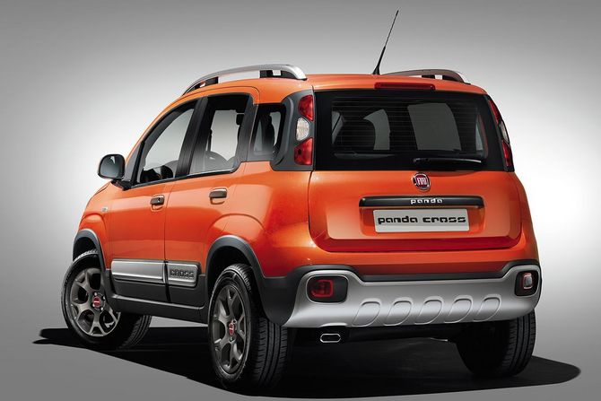 O novo Panda Cross vai ser comercializado nos principais mercados europeus a partir do Outono O novo Panda Cross vai ser comercializado nos principais mercados europeus a partir do Outono