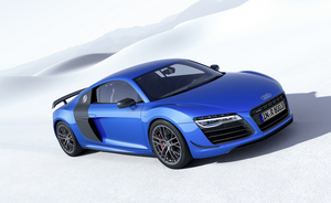 O R8 LMX is the first production model to be marketed with laser headlights