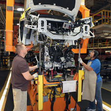 Chrysler invests and extends production in Sterling Heights