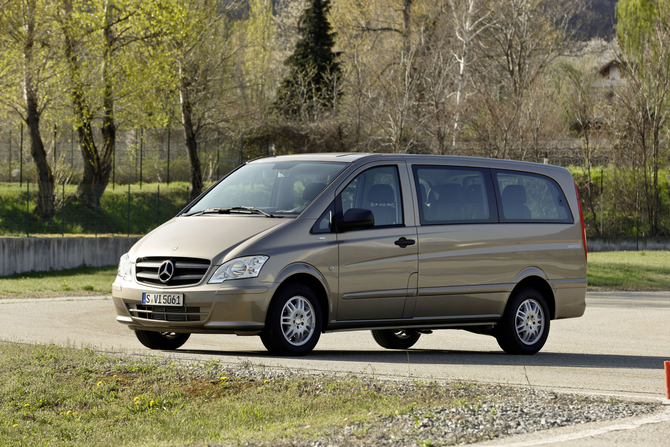 Mercedes-Benz Vito 2 {W639} 