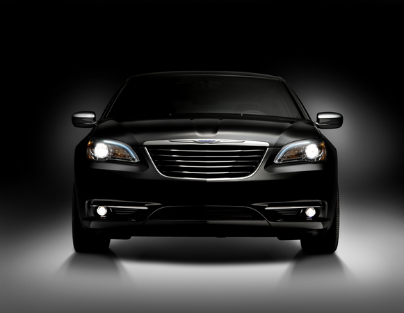 Chrysler reveals photos and first details on the 200 model Chrysler reveals photos and first details on the 200 model
