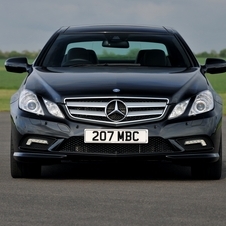 Mercedes-Benz E200 Coupe CGI BlueEFF. Sport