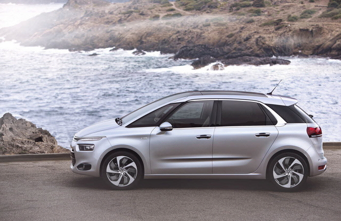 Citroën C4 Picasso bietet mehr Platz und ein neues Styling Citroën C4 Picasso bietet mehr Platz und ein neues Styling