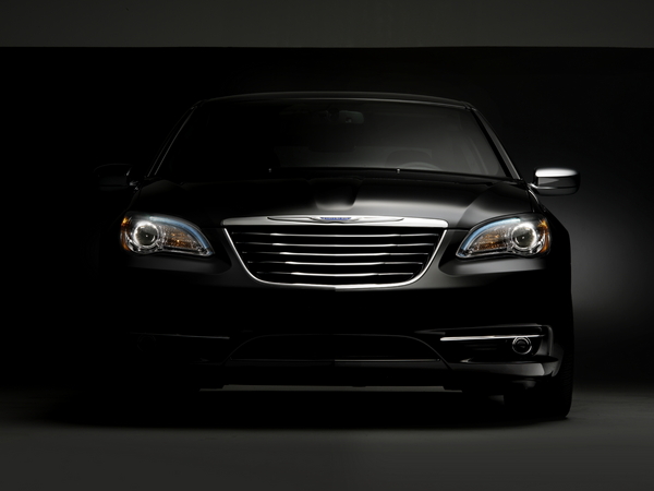 Chrysler reveals photos and first details on the 200 model Chrysler reveals photos and first details on the 200 model