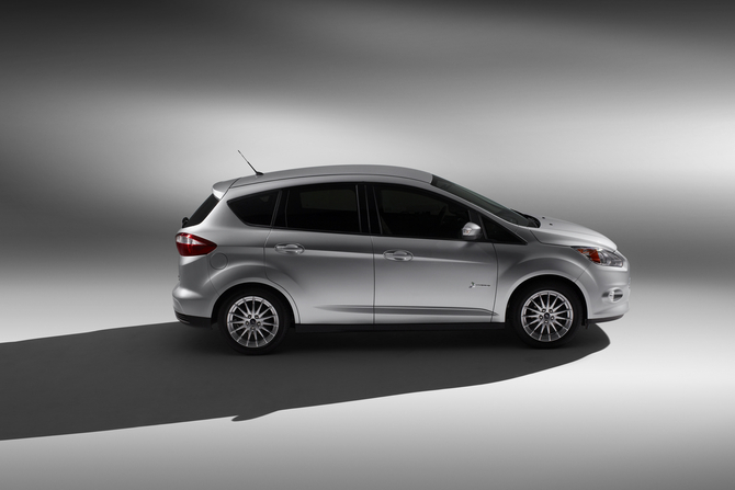 Ford electrifies NAIAS Ford electrifies NAIAS