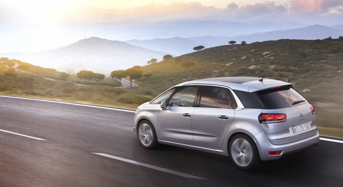 Citroën C4 Picasso bietet mehr Platz und ein neues Styling Citroën C4 Picasso bietet mehr Platz und ein neues Styling