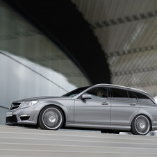 Mercedes-Benz reveals official C 63 AMG specs