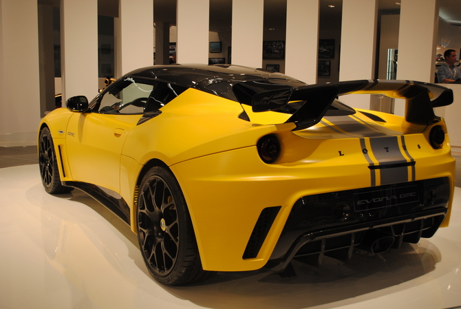 Frankfurt Motor Show Photo and Video Gallery Frankfurt Motor Show Photo and Video Gallery