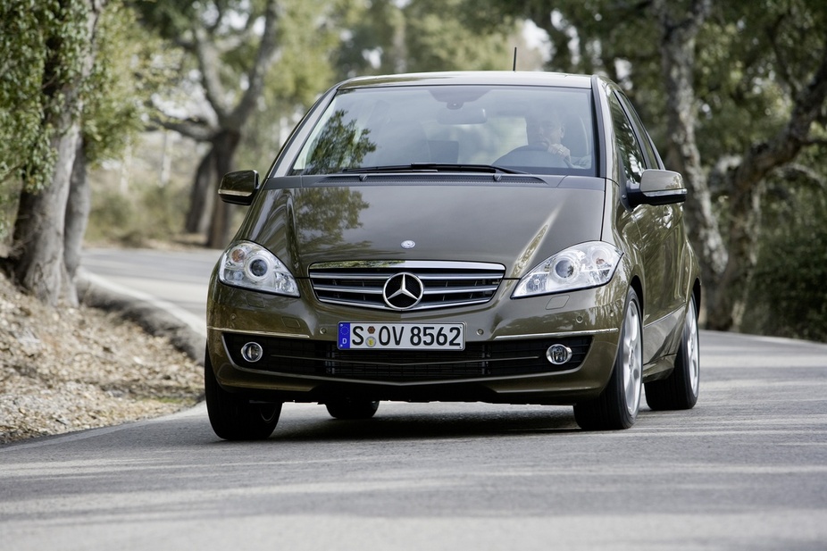 Mercedes-Benz A 180 Coupe BlueEfficiency (FL)