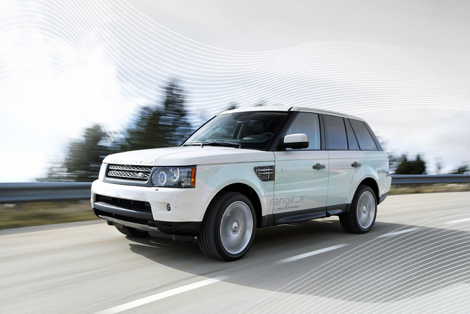 New compact Range Rover with 2WD option New compact Range Rover with 2WD option