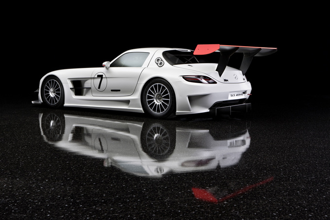 Official pictures of the SLS AMG GT3 Official pictures of the SLS AMG GT3
