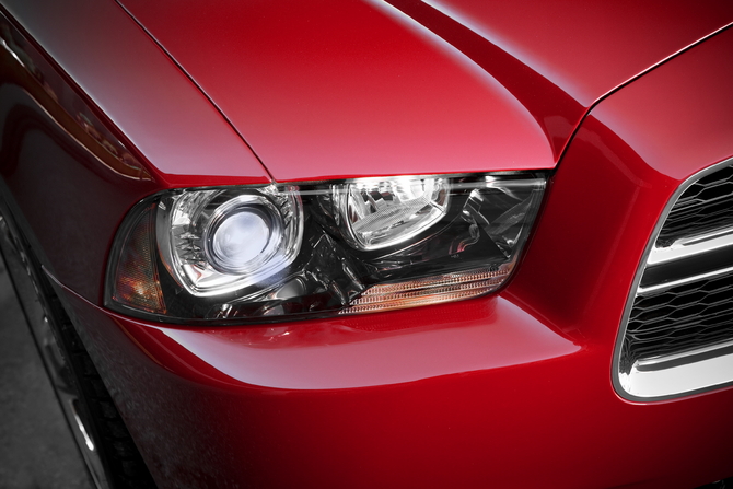 Dodge presents facelifted Charger for 2011 Dodge presents facelifted Charger for 2011