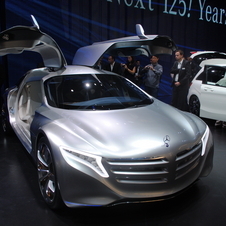 Hydrogen-powered Mercedes-Benz F125 Shows Future of Sustainable Luxury