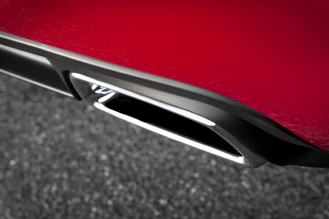 Dodge presents facelifted Charger for 2011 Dodge presents facelifted Charger for 2011