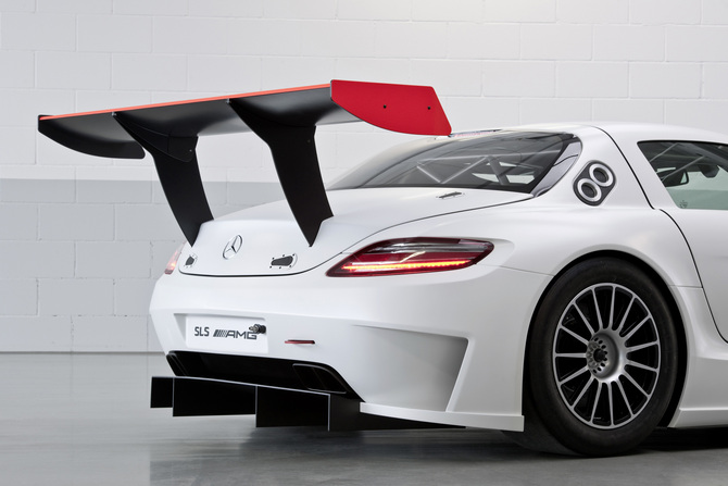 Official pictures of the SLS AMG GT3 Official pictures of the SLS AMG GT3