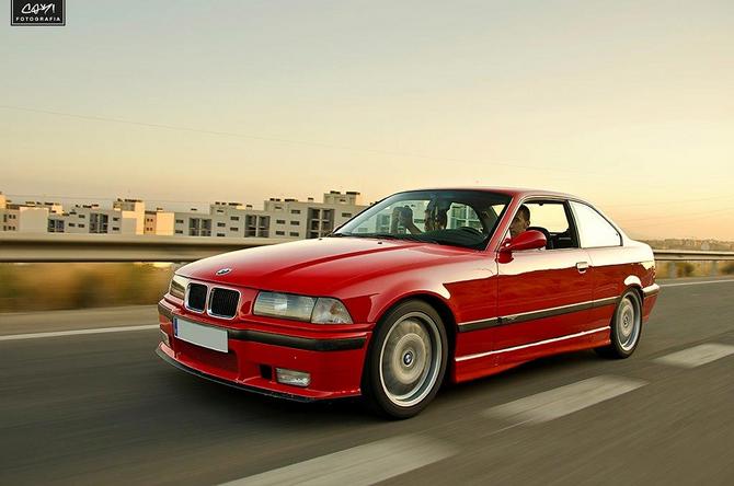 Autoviva's Facebook Avatar Photo Contest - September 2011 Autoviva's Facebook Avatar Photo Contest - September 2011
