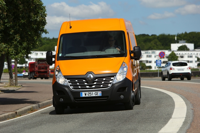 Renault Master Combi L1H1 3.0T 2.3 dCi S&S