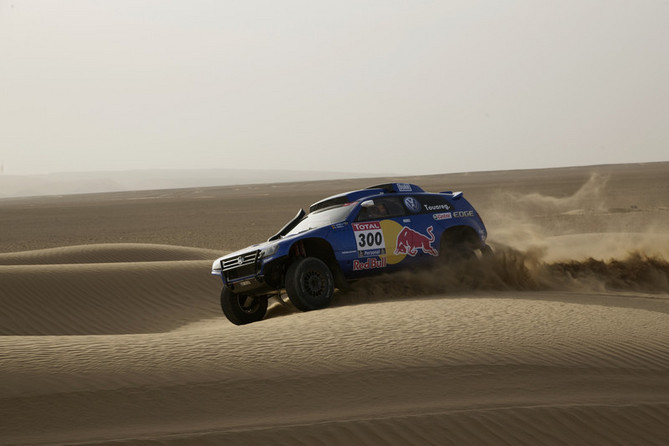 Carlos Sainz Working Closely with Volkswagen to Develop WRC Car