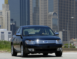 Ford Taurus AWD