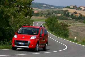 Fiat unveils top of the range Qubo Trekking