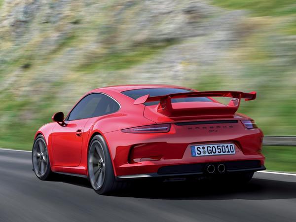 Primeiras imagens do Porsche 911 GT3